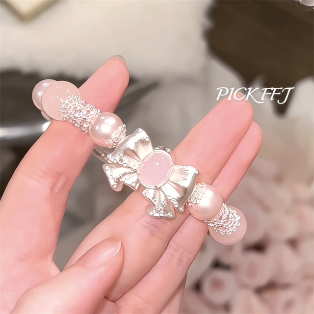 銀のリボンに恋を結ぶ - ローズクォーツと貝パールの愛されブレスレット❤︎B409
