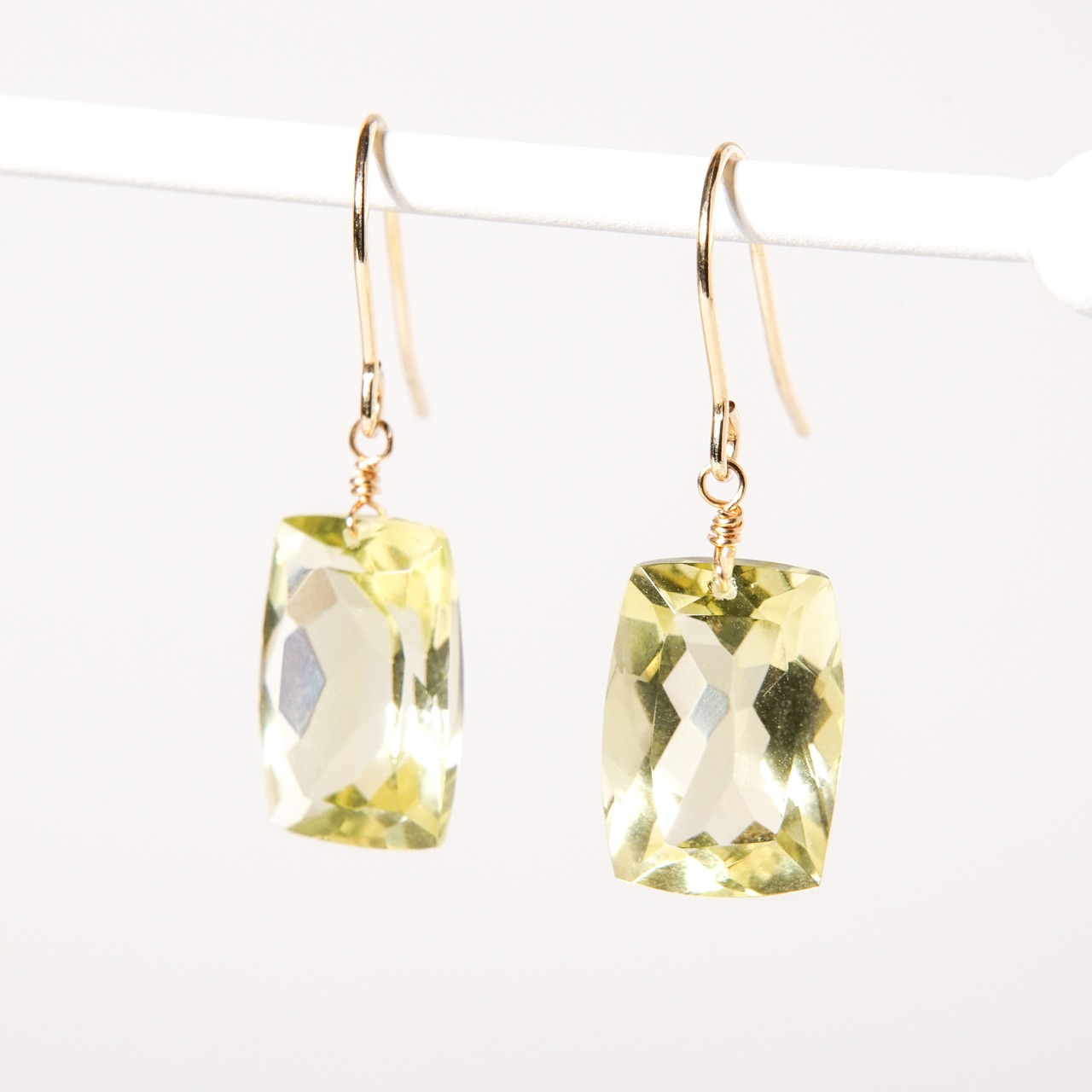 【レモンクォーツ】コンケープ 14kgfピアス・イヤリング