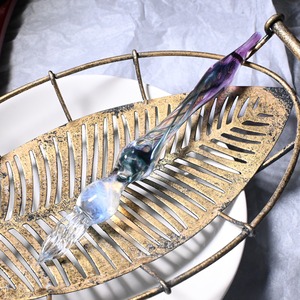 メタリックのガラスペン　青と紫　６4