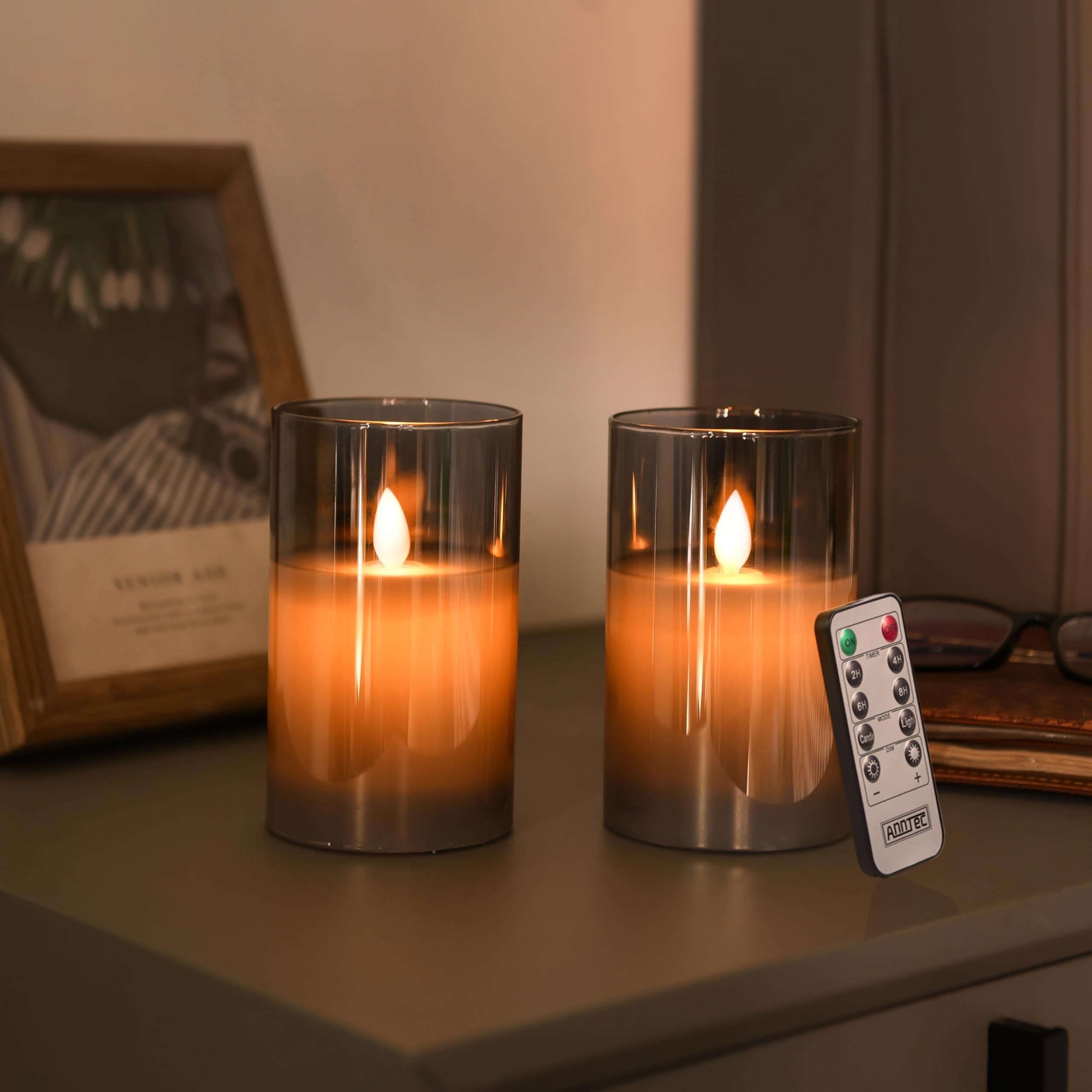 【在庫のみ】【2点セット】AnnTec LEDキャンドルライト ロウソク 本物の炎のようにゆらめく 暖色光 火を使わない ゆらゆら揺れる 安全 省エネ 専用リモコン付き 明るさ調整 LEDキャンドル LEDロウソク 電池式 ガラス (直径7.5cm×高さ10cm) (グレー)