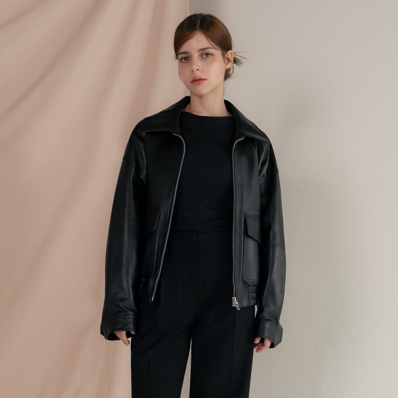 90s ラムレザー A-2 ボンバージャケット 襟付き 短丈 羊革 2way 90s ラムレザー A-2 ボンバージャケット 襟付き 短丈 羊革 2way レザー