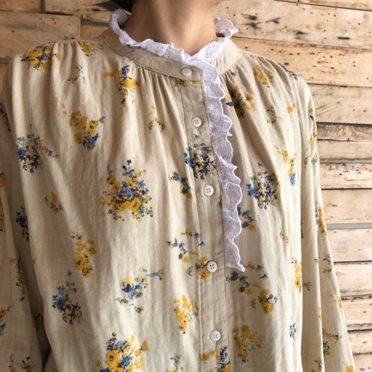 Topanga Lady's　ダブルガーゼレースブラウス　イエローフラワー
