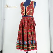 【フォークダンス衣装 まとめ売り】全3点セット レッド ベスト スカート エプロン 花柄 刺繍 チロリアン 赤 青 緑 ピンク 紐