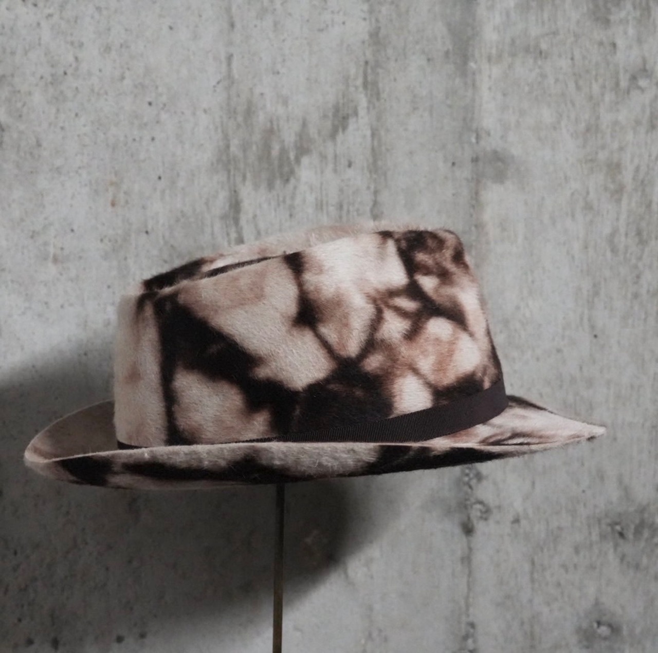 【HeArT&Co. (ハートアンドコー)】チェコ メデューサベル エレクトラ柄