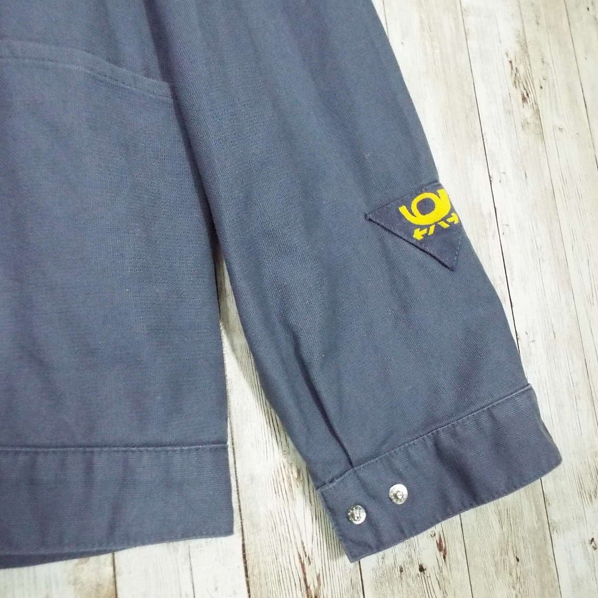 80年代ヴィンテージ】美品 ヨーロッパ古着 MIGUTEX-KLEIDUNG 1981 無地 80年代ヴィンテージ】美品 ヨーロッパ古着 MIGUTEX-KLEIDUNG 1981 無地
