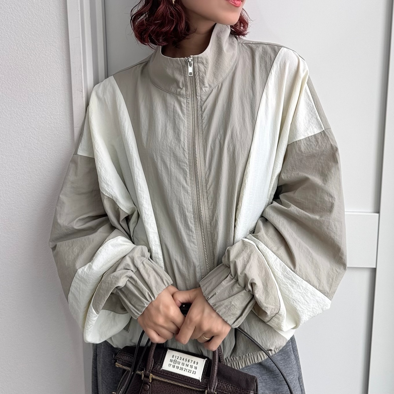 バイカラーWジップBZ/グレージュ