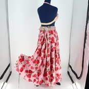 【ベリーダンス用 オリエンタル衣装】ピンク ラインストーン 多数 緑 シルバー バラ 光沢 ラメ 華やか 豪華 可愛い パール トップス スカート ベルト セット ドレス フラダンス ロング 可愛い系 お洒落 伸縮性 楽チン サイズ調整 スリット ジュエリー