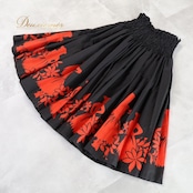 フラダンス 衣装 パウスカート ブラック系 ティアレ柄 ダンサー柄 踊り子 黒 赤 ハワイアンプリント アロハ フラ ダンス レッスン 練習 シングル スカート フレア 華やか 鮮やか かわいい おしゃれ 大人っぽい レッド系 フラダンス衣装 アロハスカート フレアスカート ティアレ 踊り