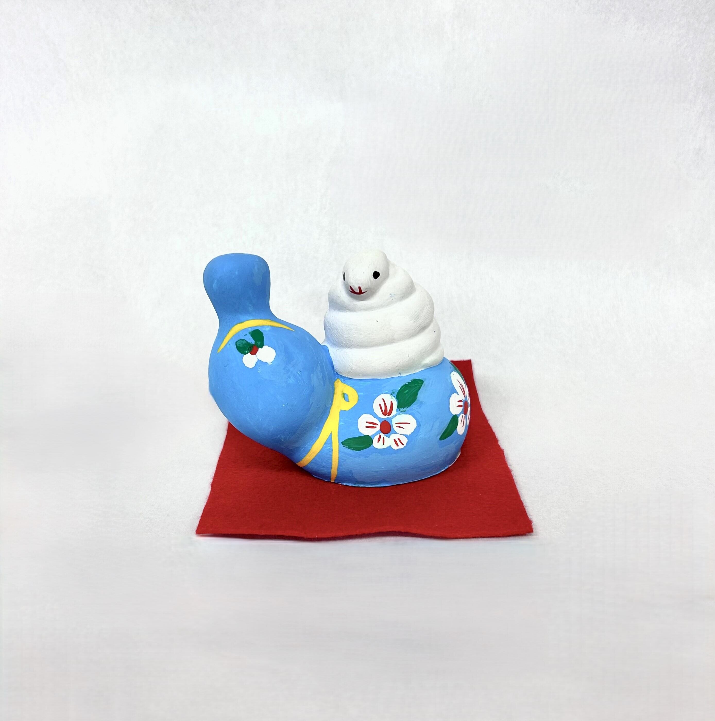 ふくろっ子様 花巻土人形 特大羊 水色 no.129 鳥黒 赤ヘビひょうたん ひょうたんヘビ(赤・緑・水色） | 森の店っこや~花巻特産品