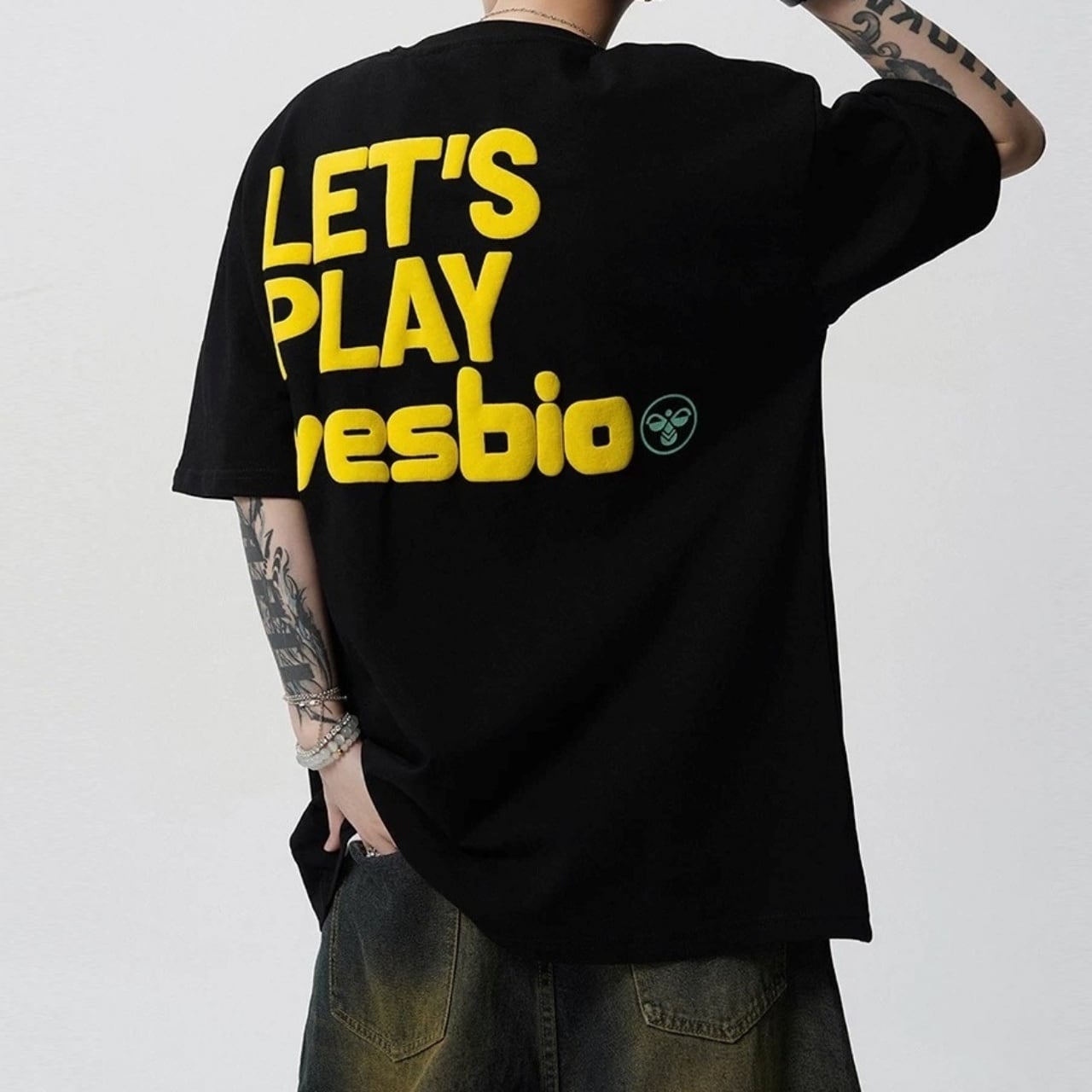グラフィックポップロゴオーバーシルエットTシャツ 3col   A00331