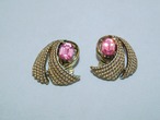 ピンク色のイヤリング(ビンテージ)  pink color vintage earrings