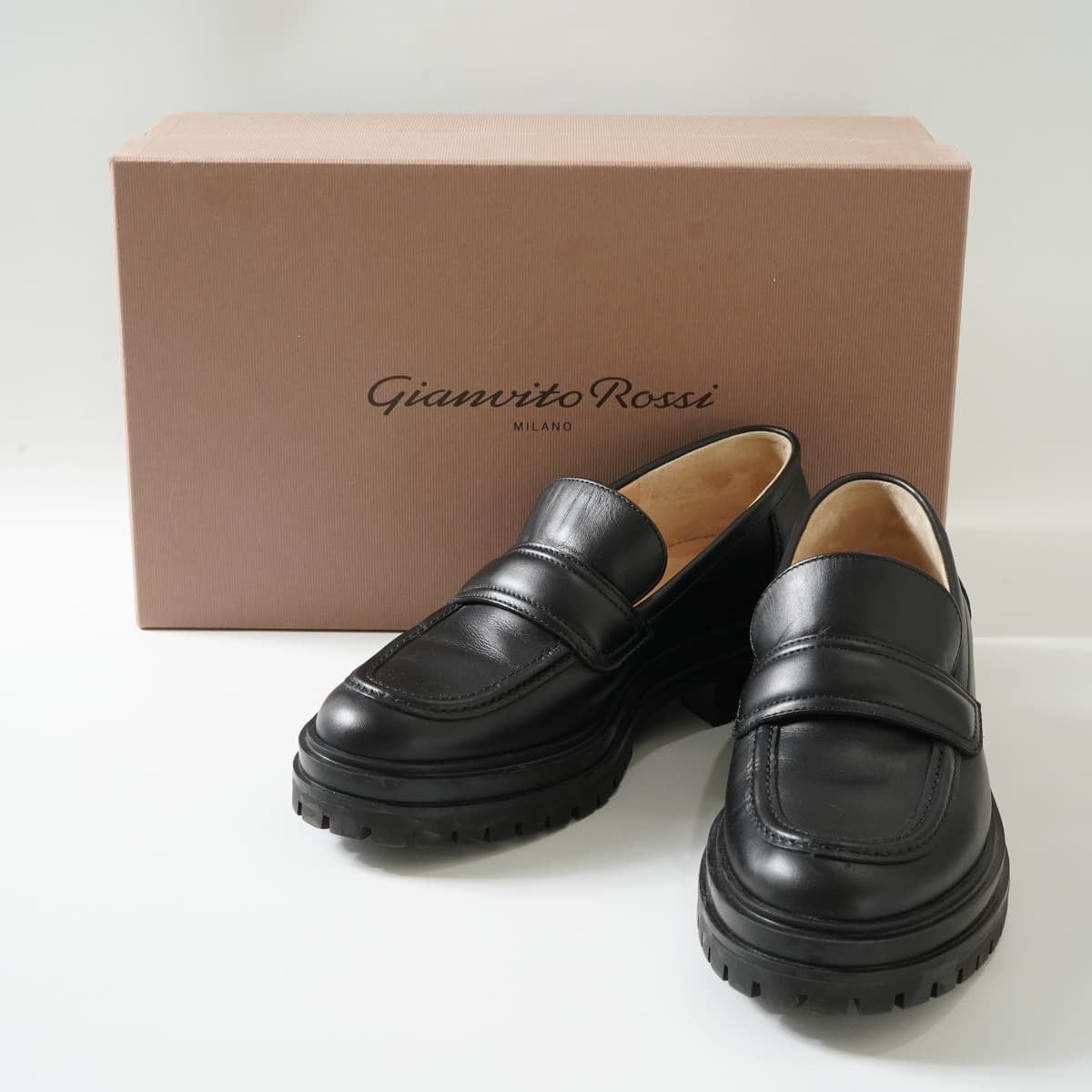 アパルトモン Gianvito Rossi | www.innoveering.net