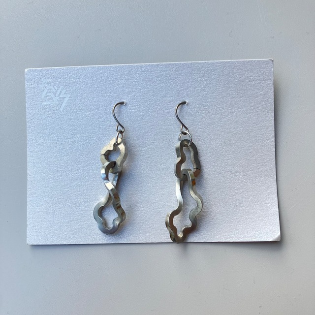 NISHINAGA ピアス　P17