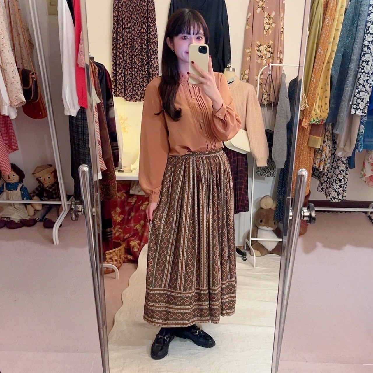 tyrolean line gather flare skirt