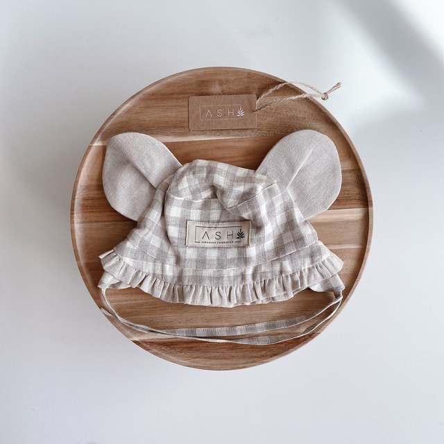 MOUSE WHITE GINGHAM｜タイプ：Hat / ツバ：Mixed brim / 耳：Neutral