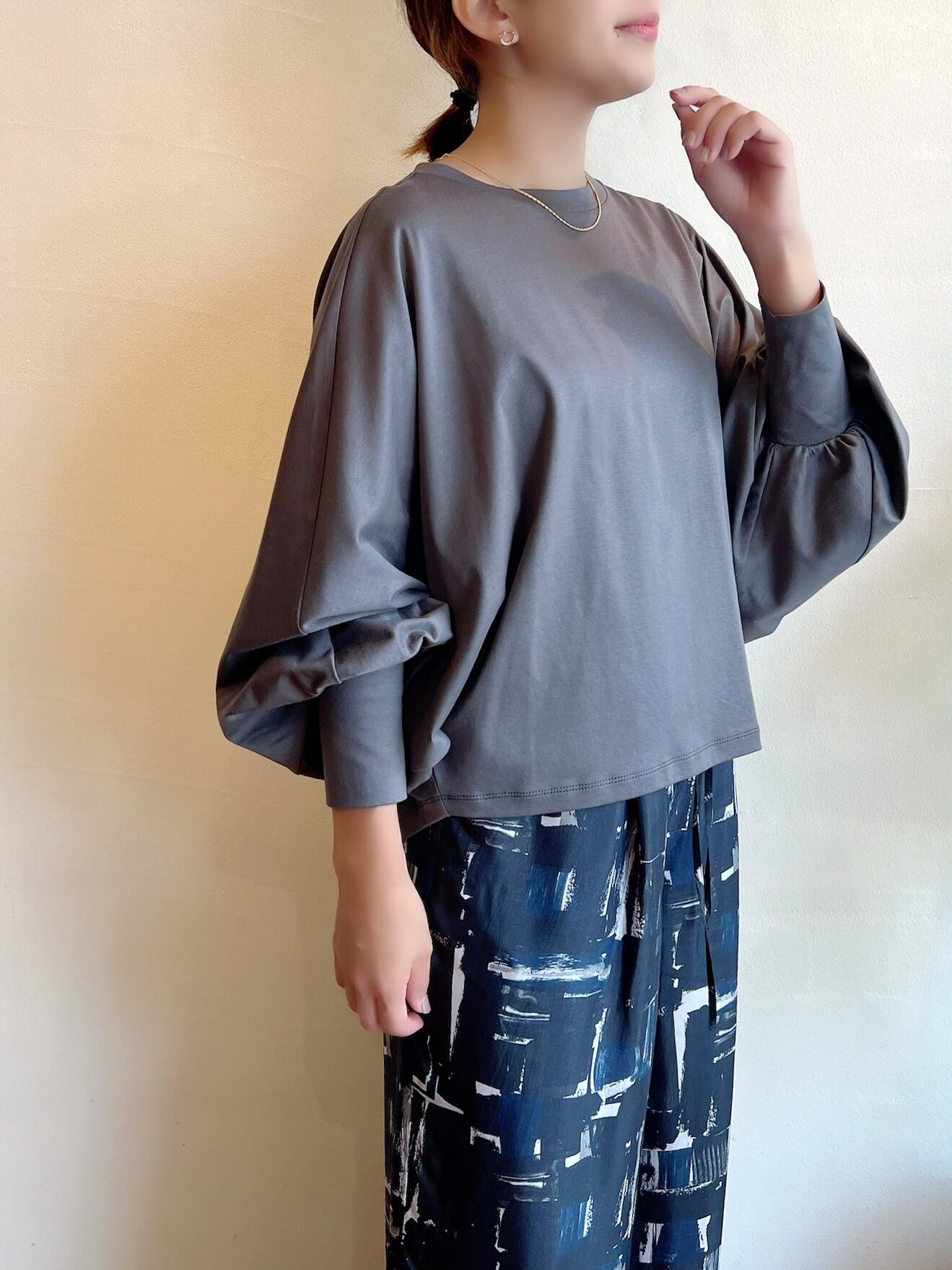 DAN★SHARI★ SI-HIRAI / ドルマンカフTシャツ | anouk