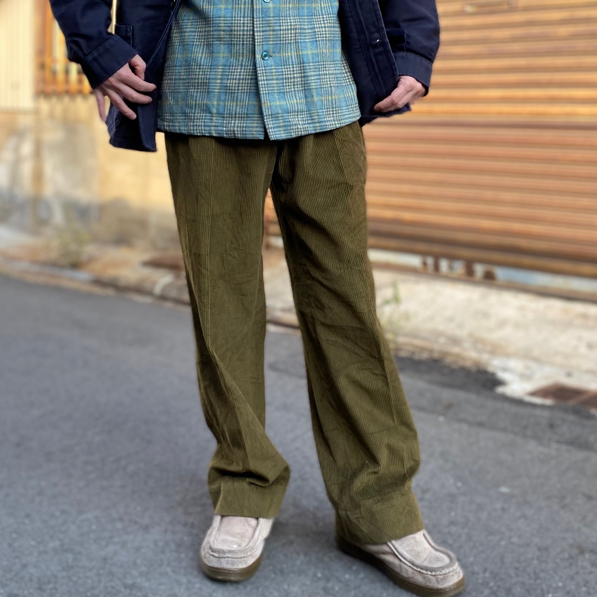 70年代 ビンテージ フランス製 Yve Saint Laurent Sports Wear イヴサンローラン コーデュロイパンツ カーキ オリーブグリーン メンズw31 70s ヴィンテージ 古着 コーデュロイパンツ Cave 古着屋 公式 古着通販サイト