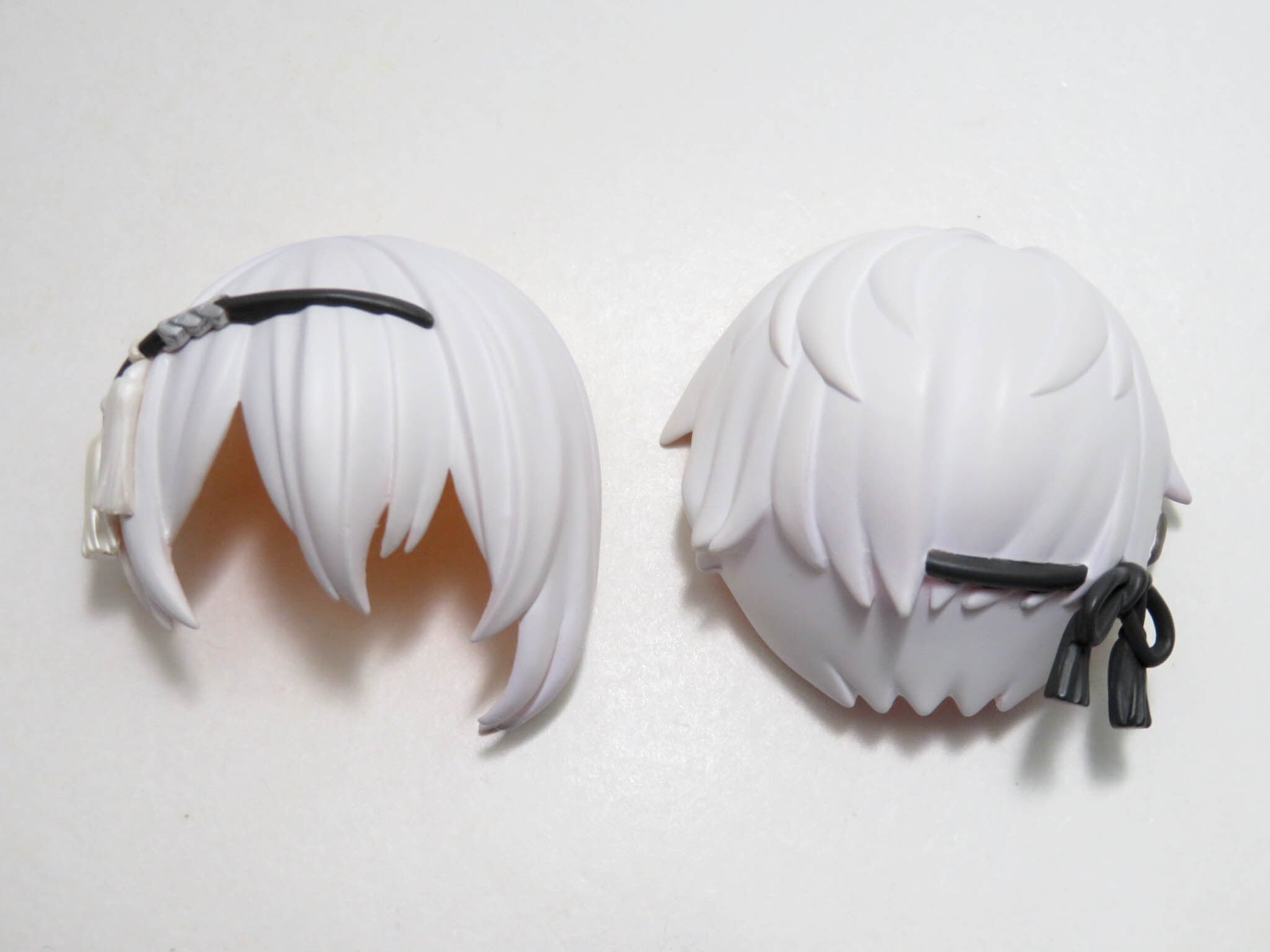 再入荷（A−ランク）【1549】 白い三日月宗近 髪パーツ ショート