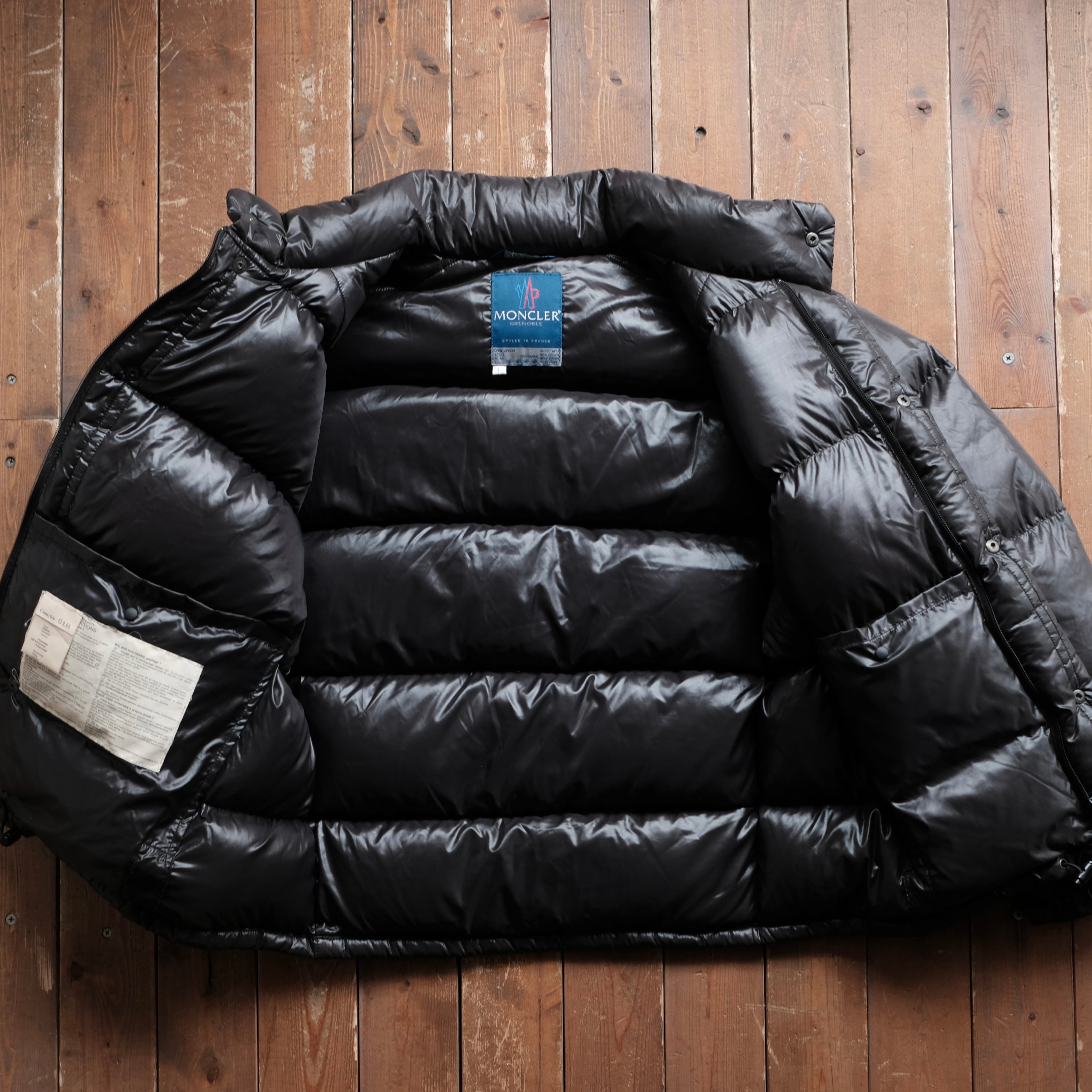 MONCLER 90s BLUE TAG DOWN JACKET | safarionline