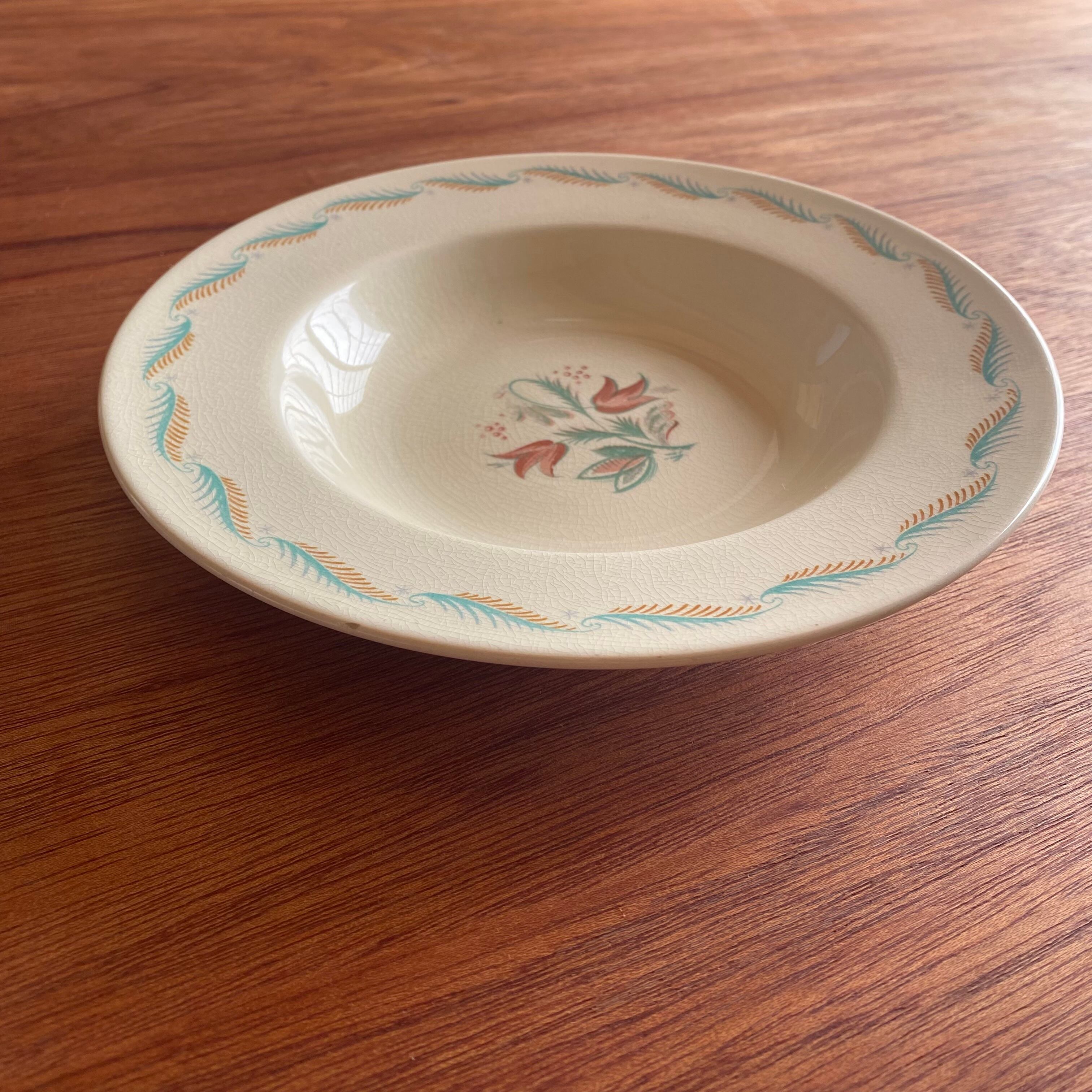 淡い花柄のスープ皿 | Say it with Lucy's