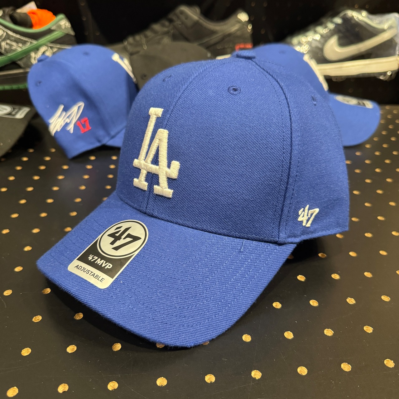 【海外限定】MLB 大谷翔平 ドジャース MVP サイン刺繍 デコピン刺繍 キャップ BLUE