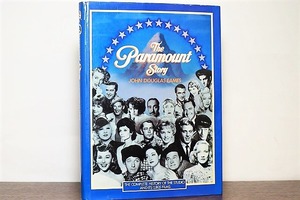 The Paramount Story /display book