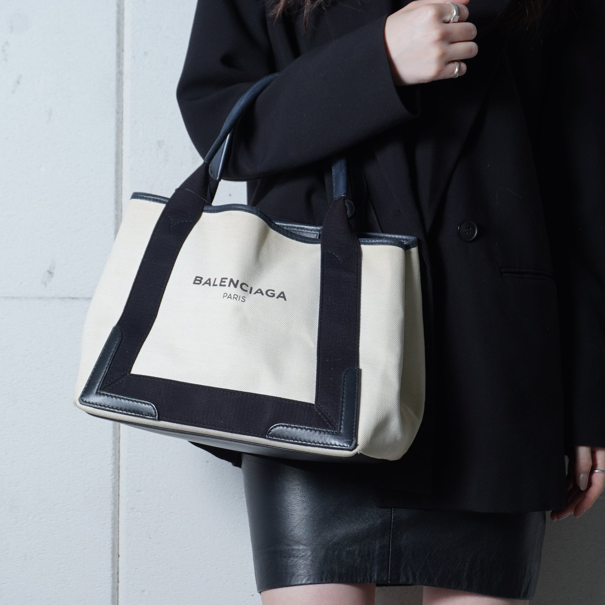 BALENCIAGA】バレンシアガ ロゴ入 カバスSキャンバス・レザートート