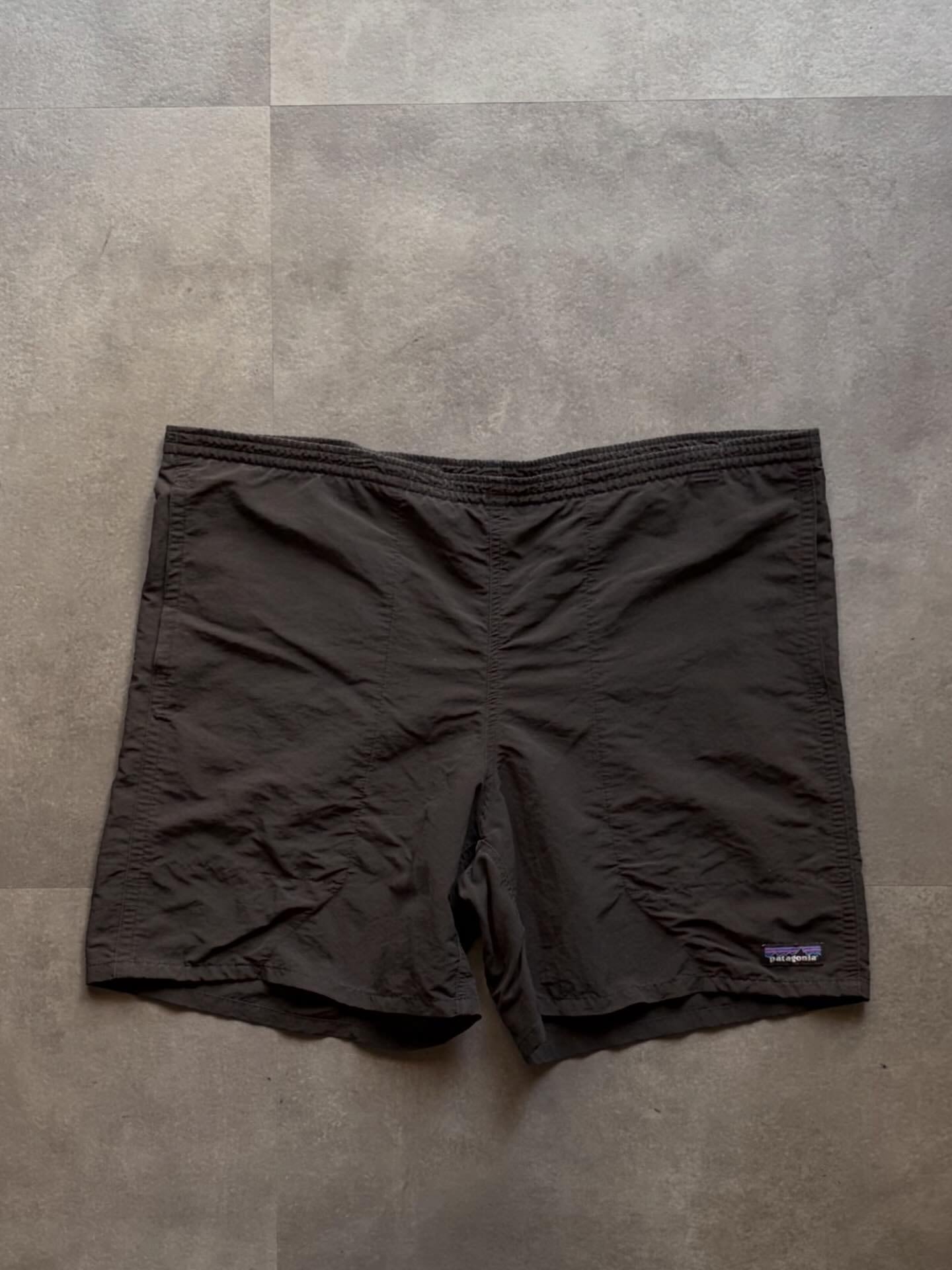 Patagonia パタゴニア ナイロンショーツ M 黒 ブラック | Léon Shinjuku