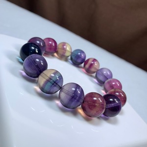 2.レア✩グラデーションフローライトブレスレット