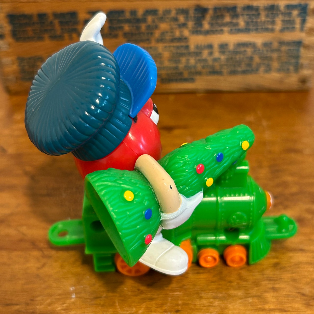 M&M's クリスマス・トレイン・トッパー サーカストレイン 列車 機関車 レッド 車掌 クリスマスツリー 2002  エムアンドエムズ MU-288