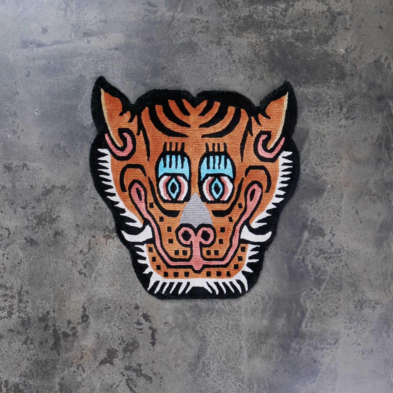 Tibetan Tiger Rug 《Only Face L・シルク・トラディショナルオレンジ