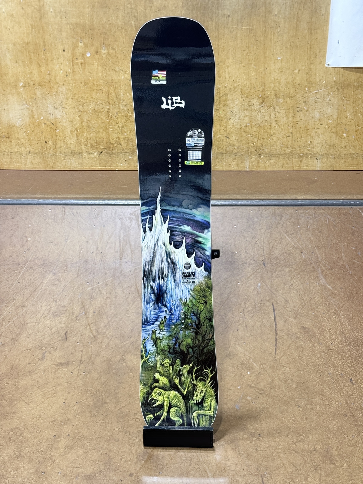 LIB TECH SKUNK APE CAMBER リブテック