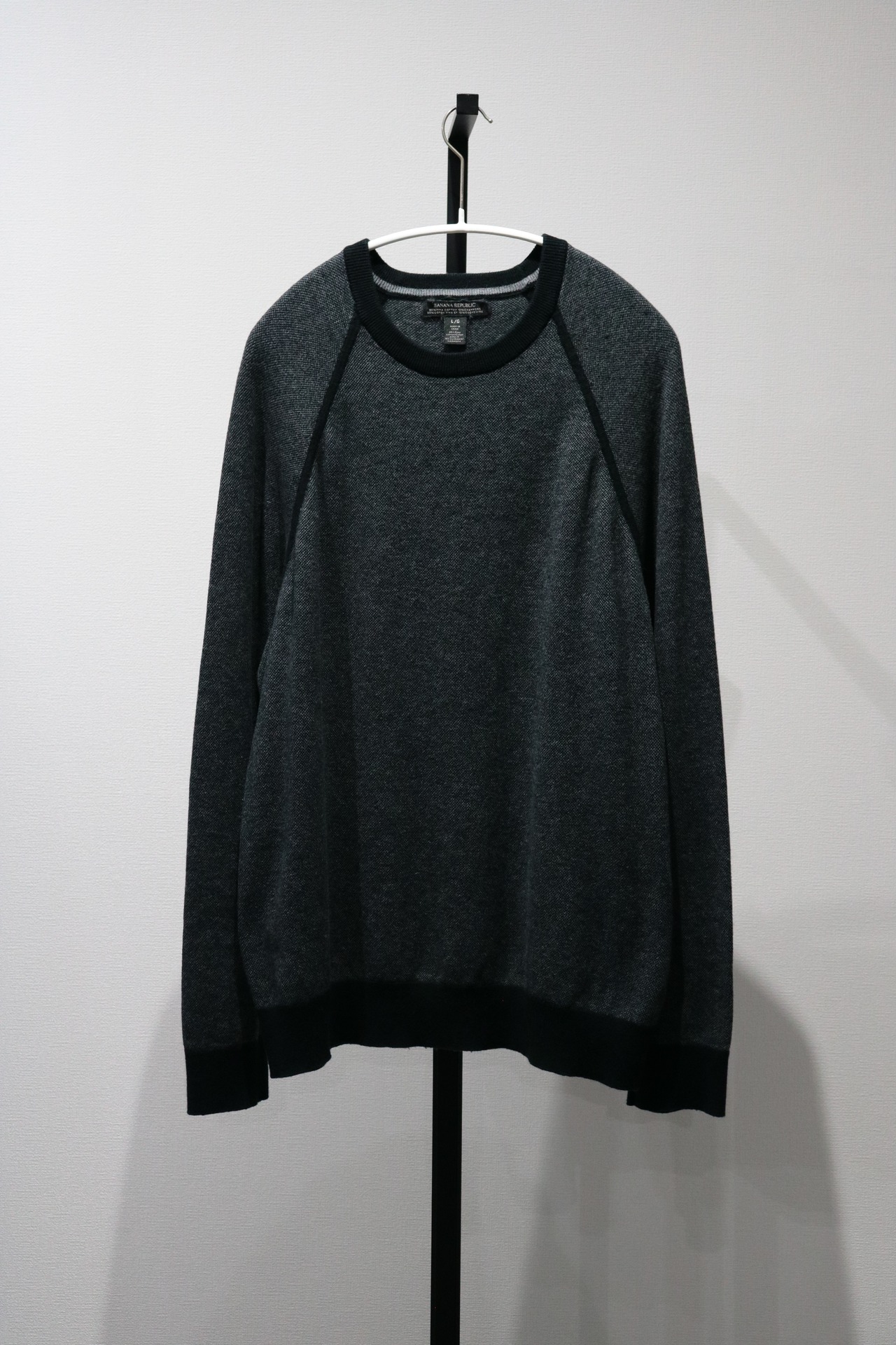 BANANA REPUBLIC cashmere mixed knit sweater