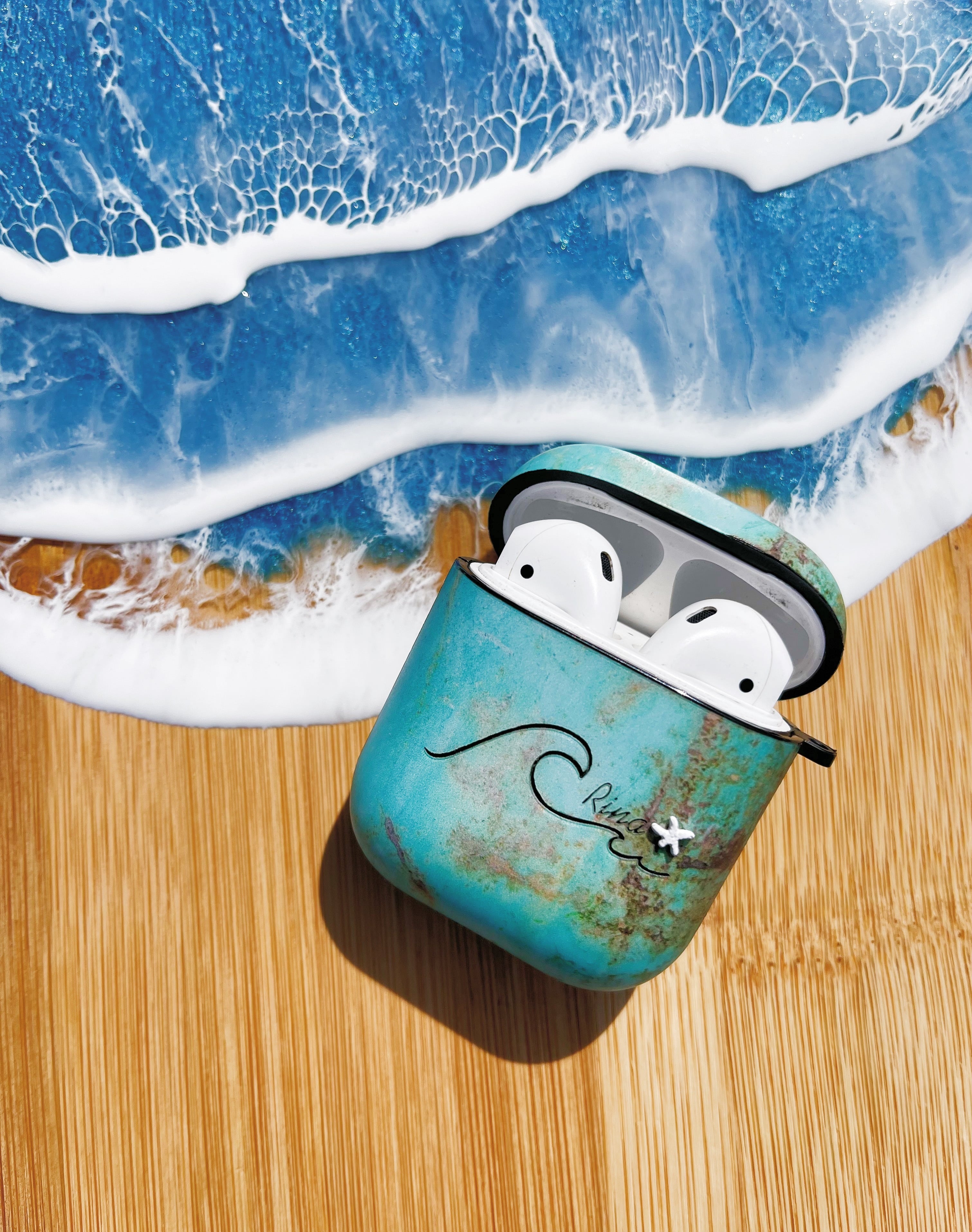Turquoise AirPods case(concho) | ALOHA GLASS