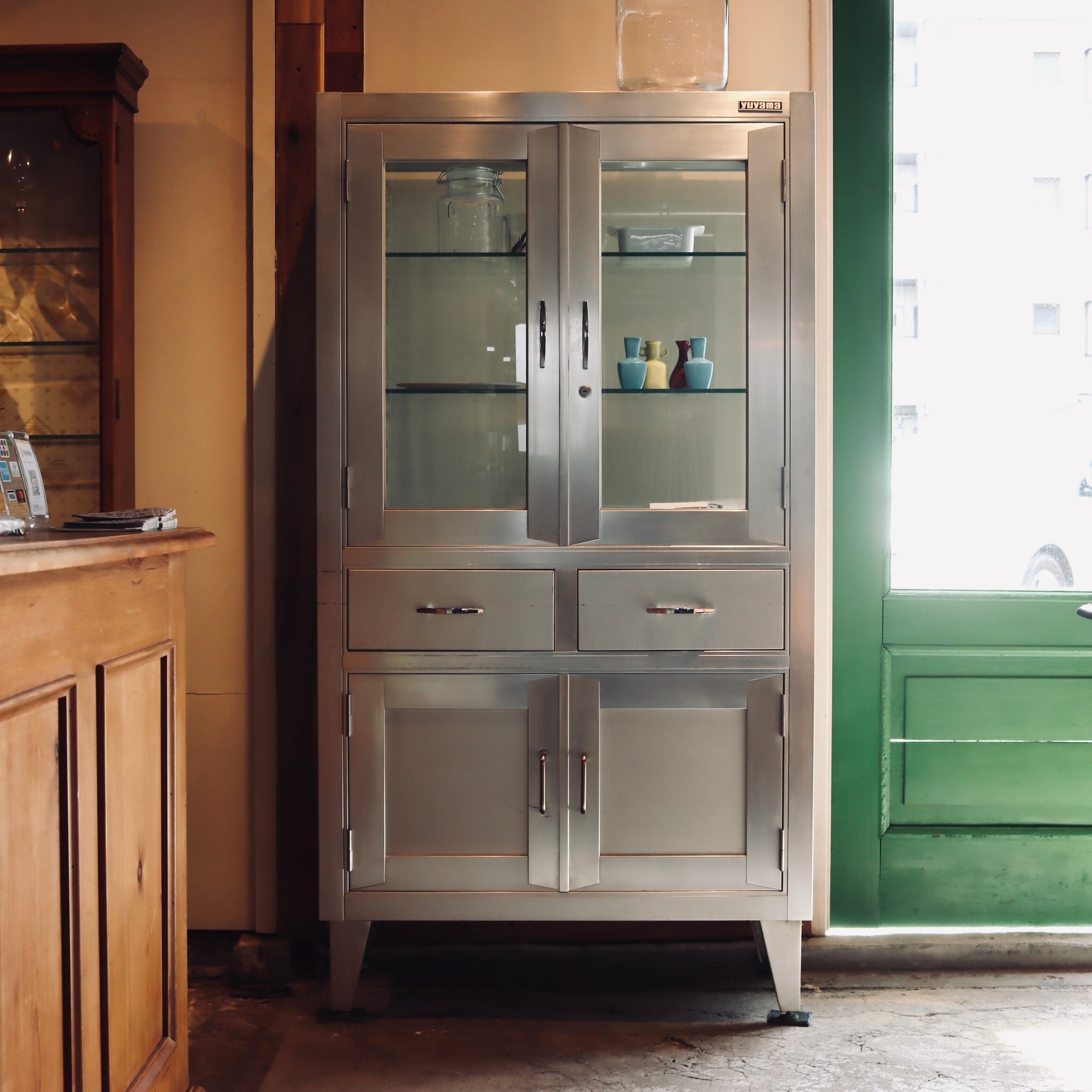 Medical cabinet 医療用キャビネット | clapp vintage store 