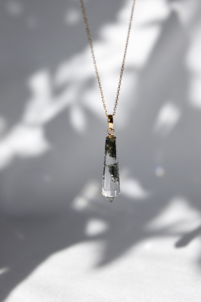 K18 Garden Quartz Pencil Pendant 18金ガーデン水晶ペンシルペンダント- random -