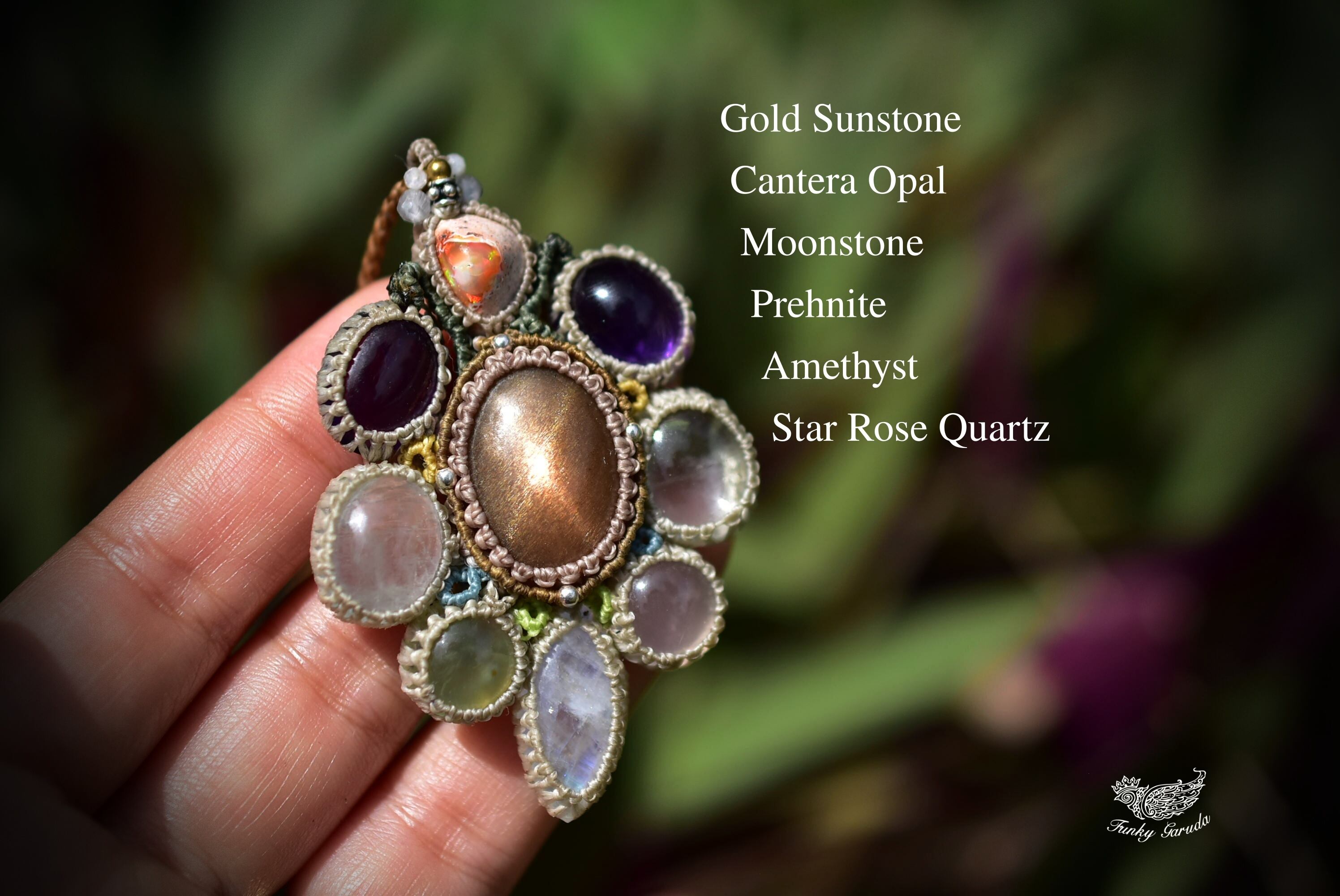 ひらめきのお花★ゴールドサンストーン マクラメペンダント322