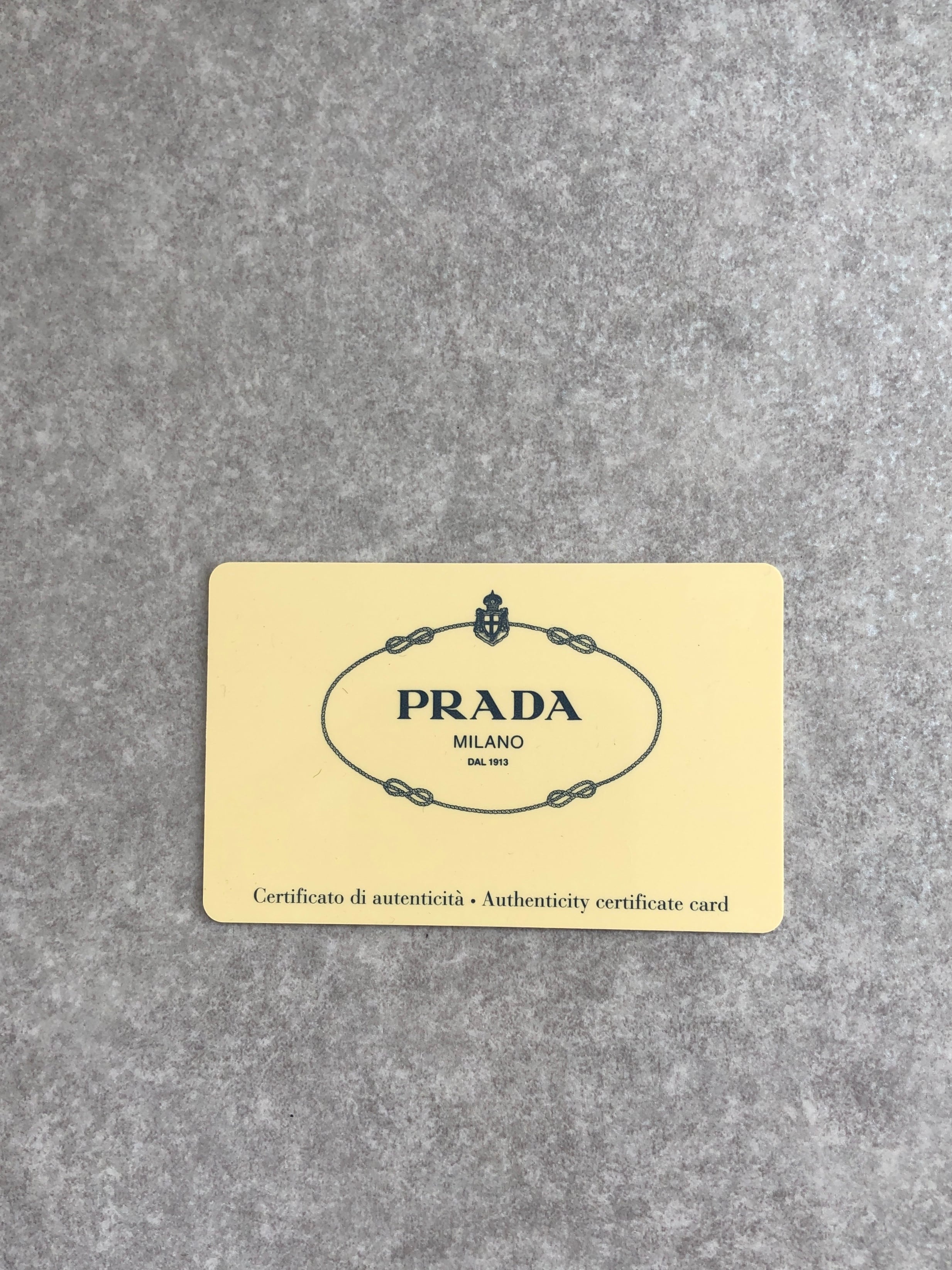PRADA プラダ キーケース ブラック トライアングルロゴ ナイロン 6連
