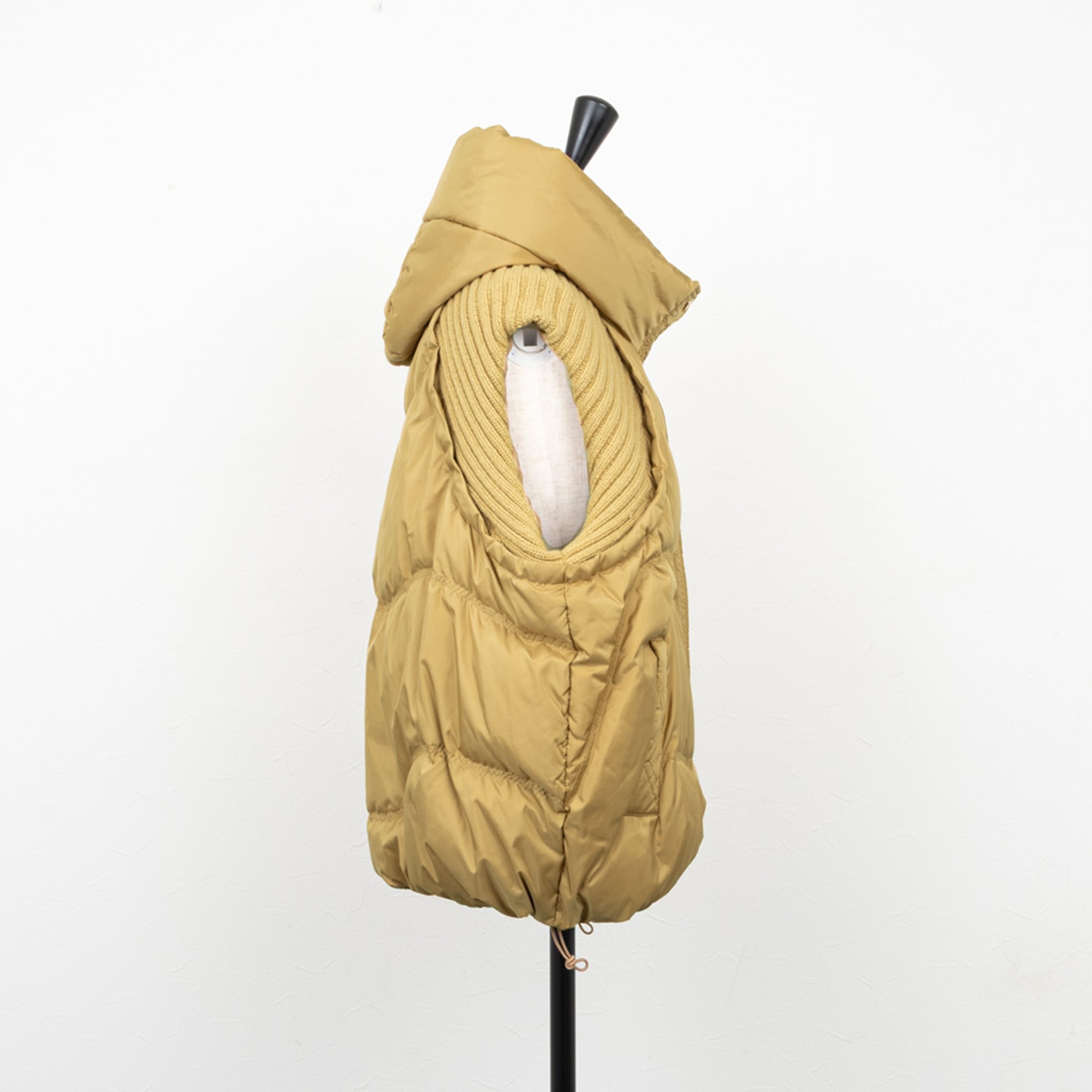 PASSIONE／パシオーネ】ショルダーリブフードダウンベスト（キャメル