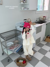 ニニベロ / ninibello / ロールケーキフリルトレーナー / 韓国子供服 / キッズ / 26winter〖取寄〗*XS~XXL*