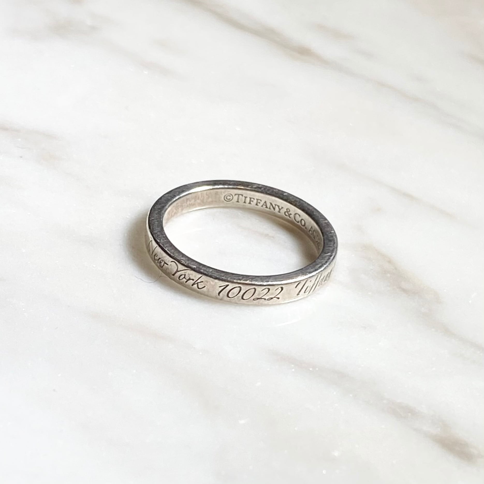 TIFFANY silver notes ring “727 fifth avenue” | NOIR ONLINE