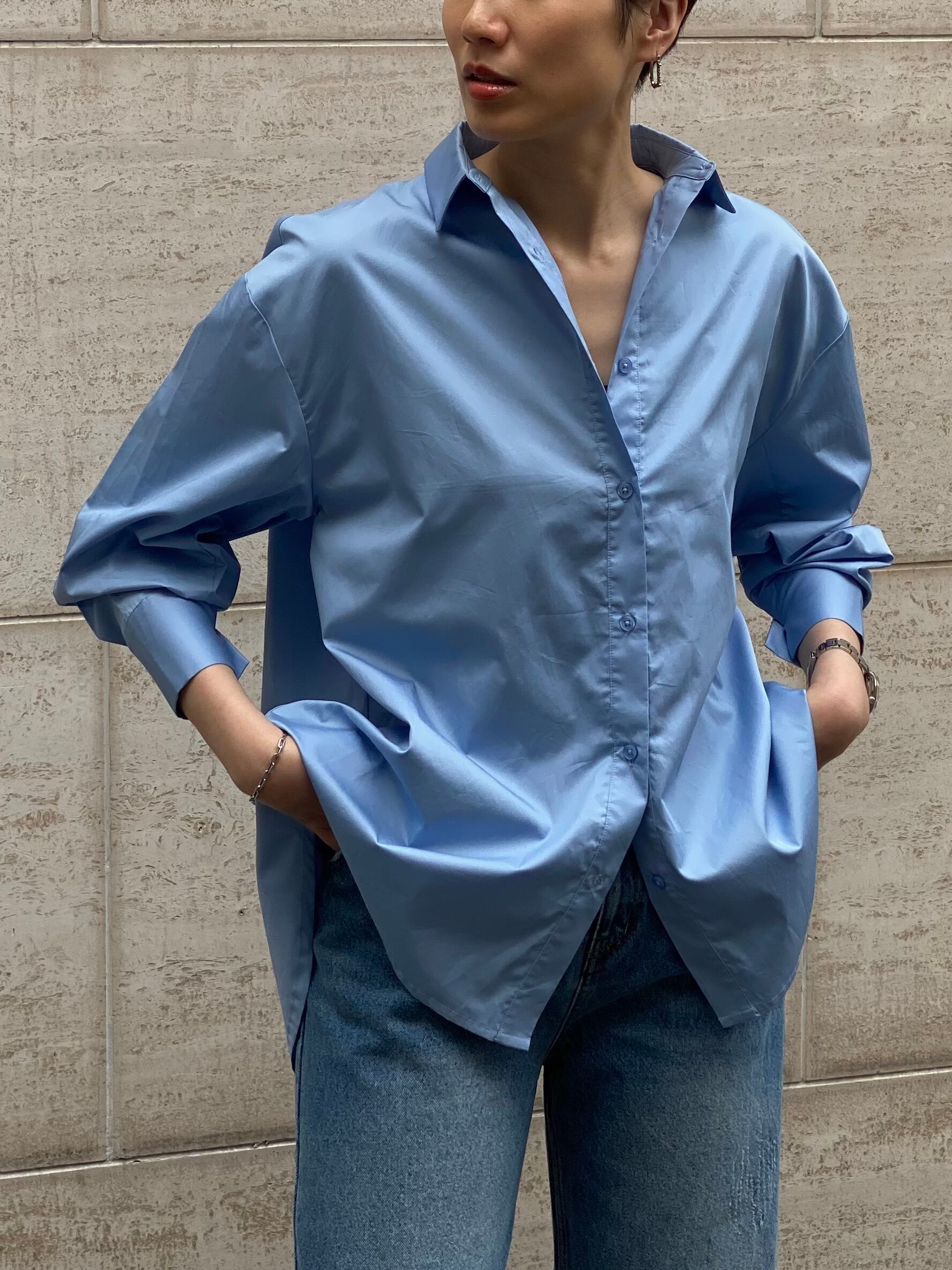 コットンサテンバックスリットシャツ|ブルー|Maglia Plus