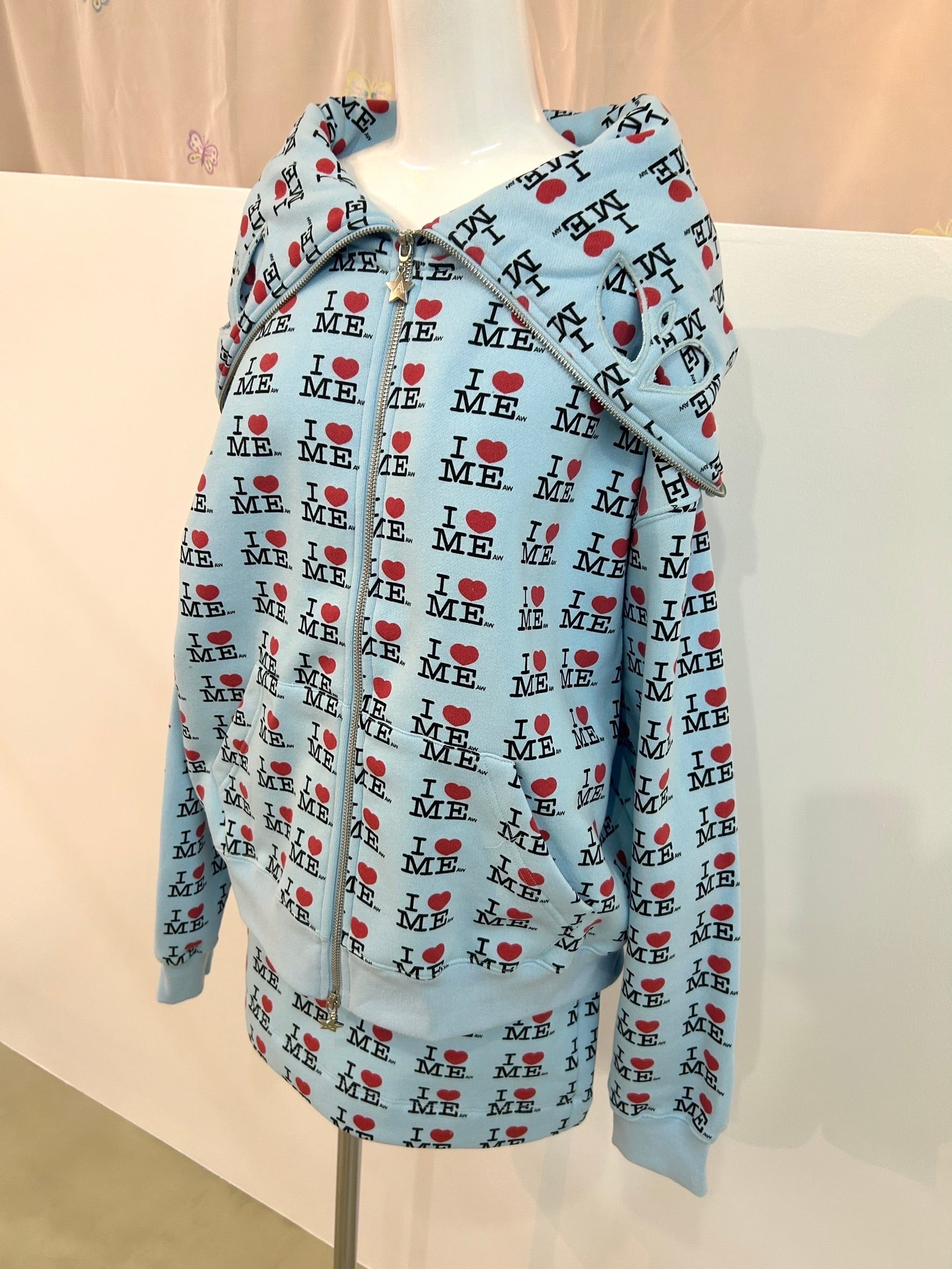 トップス Ashley Williams BLUE I HEART ME SHRUNK ASHLEY WILLIAMS FW25 I HEART ME BLUE SHRUNK BABY HOODIE / BLU