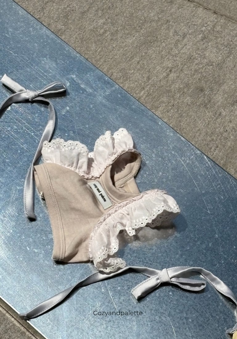 SM/即納【COZY N】Heart-Cut Crop Top (Almond Cream)