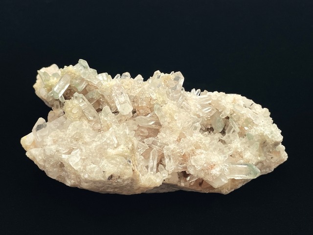 クラスター（ヒマラヤ水晶）