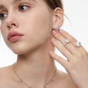 Snow petal glow pierce【P003】
