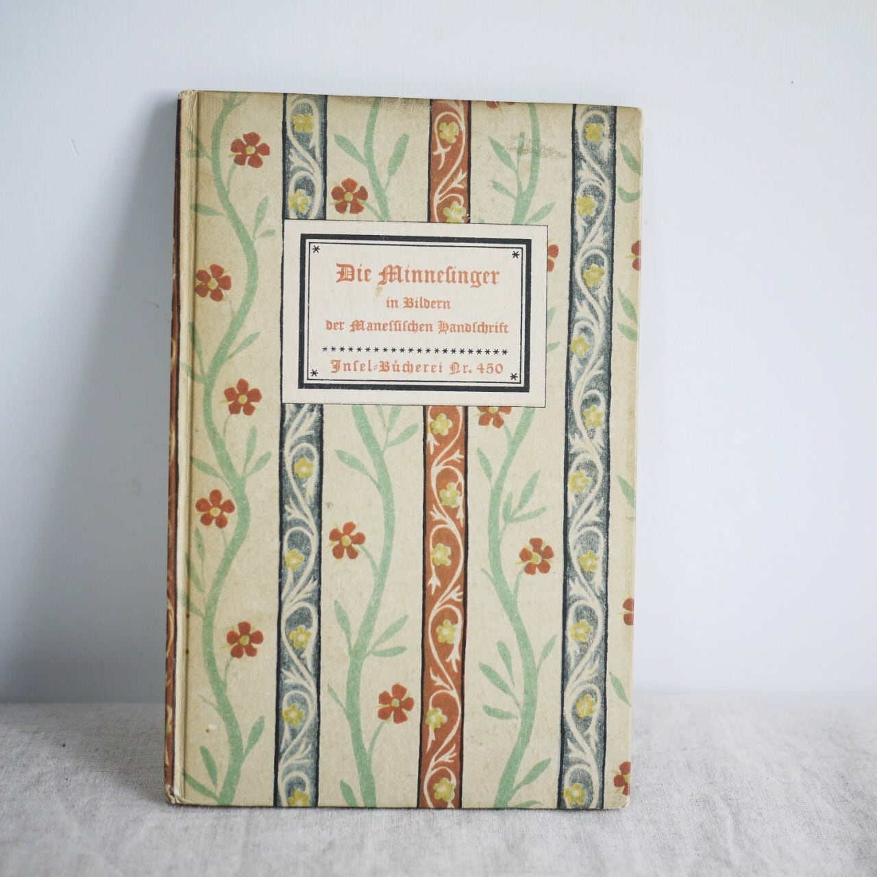 インゼル文庫 No.450 「Die Minnesinger in Bildern 」