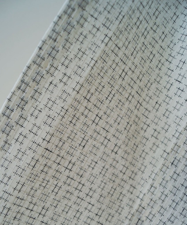 【浴衣】胡粉色地　井桁絣柄　綿紅梅浴衣