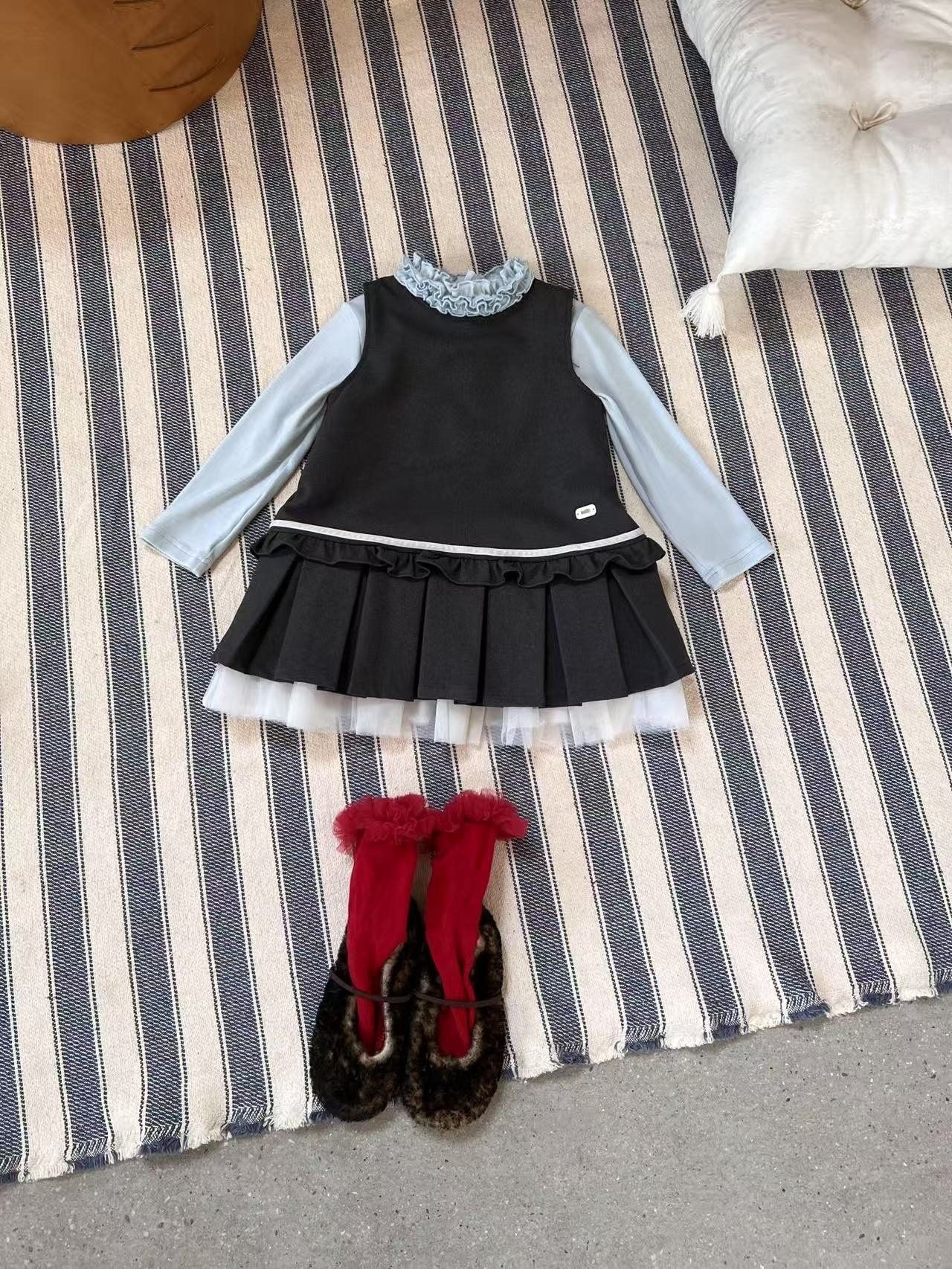 [aiai] Modern Pleated Frill Dress / [아이아이] 모던플리츠프릴원피스