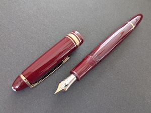 '90s　モンブラン マイスターシュテュック １４６ ボルドー　MONTBLANC MEISTERSTUCK 146　（極細字）　14K　　　　　02487